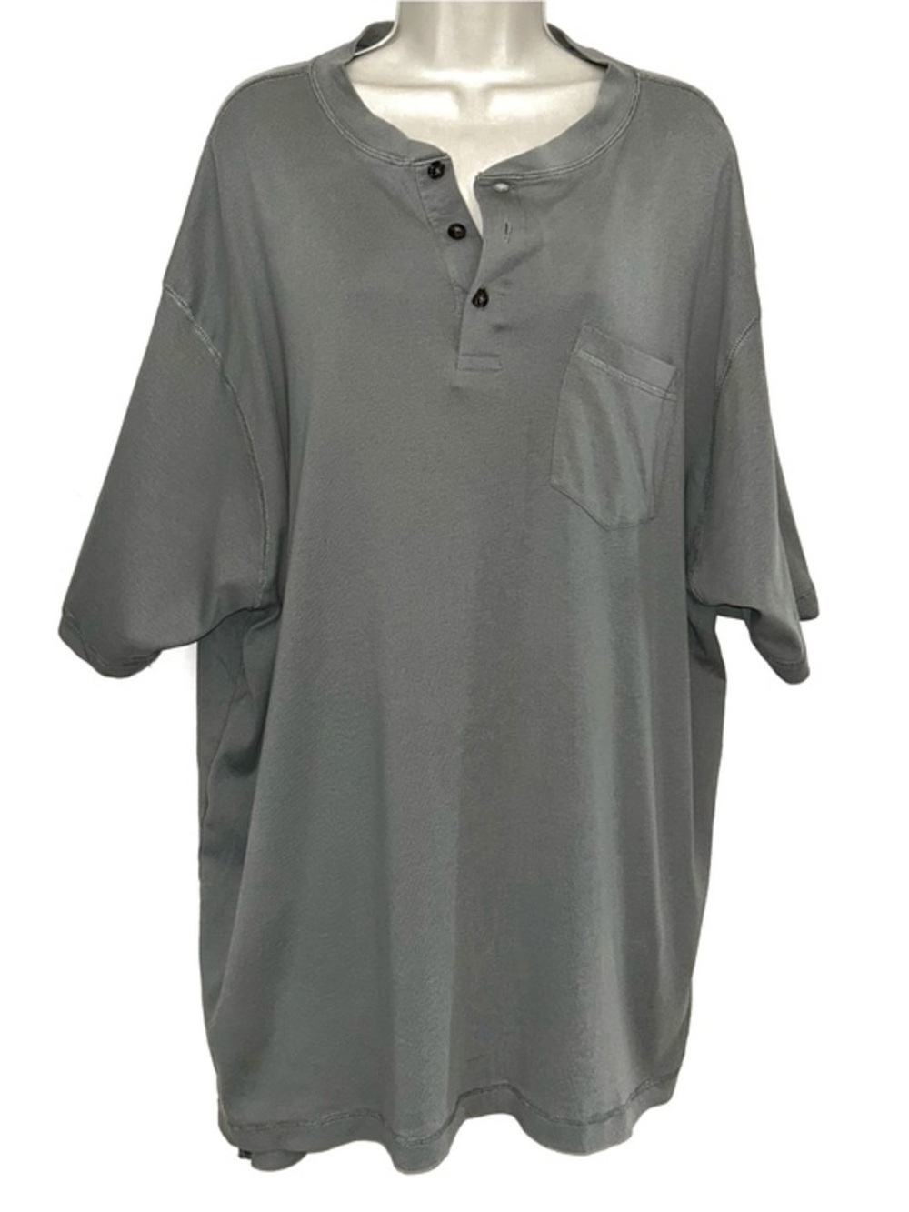 Men's Gray Short-Sleeve Henley Pocket Tee